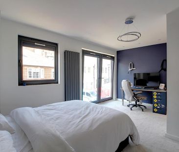 3 bedroom semi-detached house to rent - Photo 4