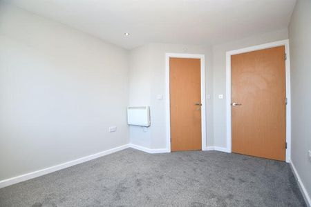 3 bedroom apartment to rent - Photo 3