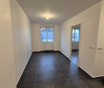 Location Appartement 2 pièces 42m² NOISY LE GRAND 93160 - Photo 1