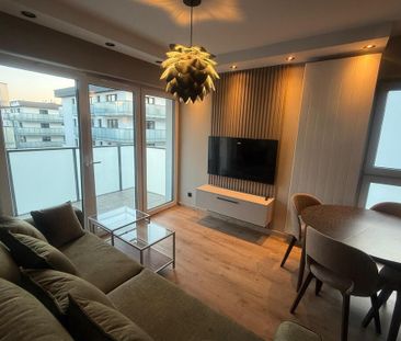 Wynajem | 3 pokoje | Zakładowa - Photo 1