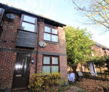 Hurlford, Woking, Surrey, GU21 - Photo 6