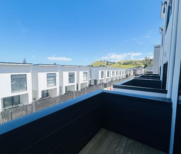 MANGERE BRIDGE, 3 BEDROOMS - Photo 5