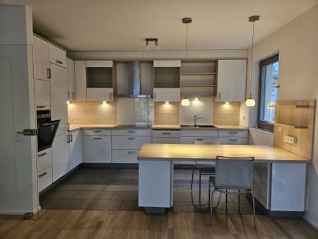 Moderne Etagenwohnung im schönen Lemmerzpark *Einbauküche - Photo 5