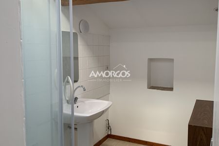 A LOUER T2 47 m2 ETAGE 3/3 sans ascenseur - Photo 4