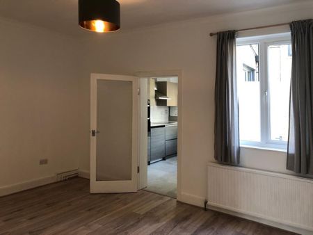 2 Bed Semi-Detached House, Abbey Road, CR0 - Photo 3