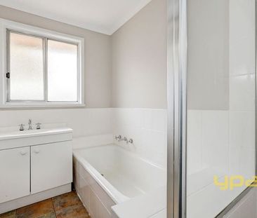 Central Beauty - Photo 3