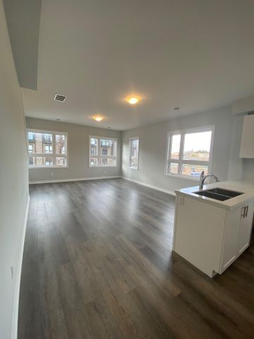 For Lease - 6705 CROPP Street Unit# 28, Niagara Falls, Ontario - Photo 2