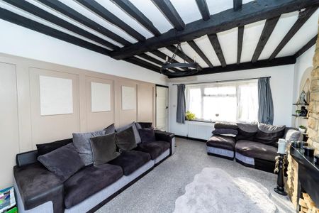 2 bedroom semi-detached house to rent - Photo 2