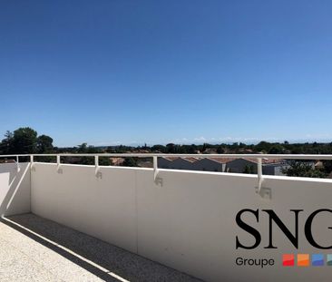 BEAU T2 AVEC TERRASSE ET PARKING - Photo 2