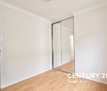 Comfortable Family Living in a Convenient Location - Photo 3