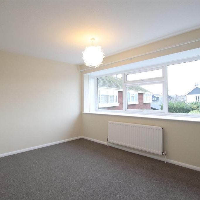 3 bedroom end of terrace house to rent - Photo 1