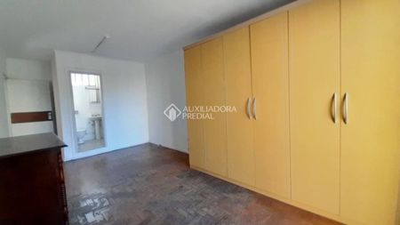 Apartamento com 3 quartos e 150m² para alugar em Rio Branco, Porto Alegre. - Foto 2