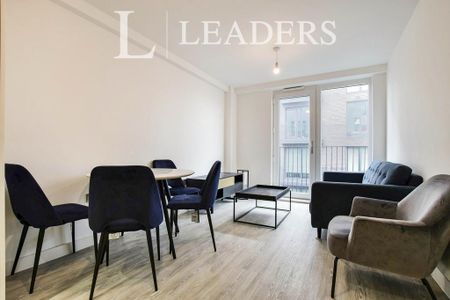 1 bedroom flat to rent - Photo 2