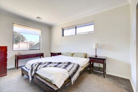 Modern Living Made Easy - Photo 2