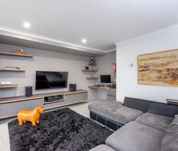 STUNNING MODERN TOWNHOUSE! - Photo 6