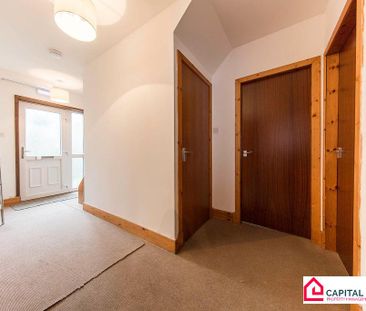 4 bedroom detached house to rent - Photo 2