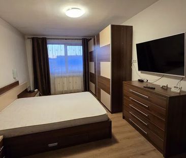 Duplex de inchiriat, 5 camere langa parcul Poligon din Floresti! - Photo 1