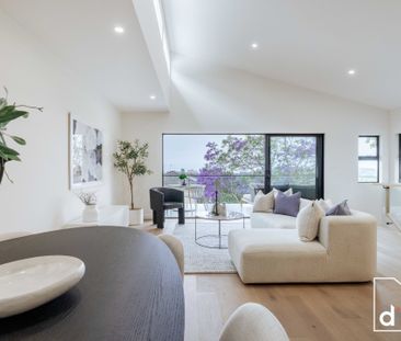 Effortless Elegance Meets Relaxed Coastal Comfort - Photo 5