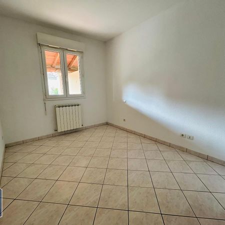 Location Appartement 2 pièces 39m² CARPENTRAS 84200 - Photo 3