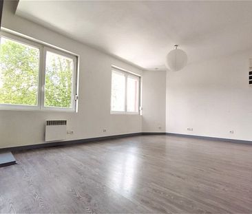 Appartement à louer, 3 pièces - Barentin 76360 - Photo 1