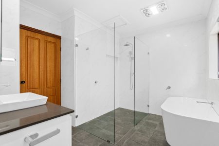 Spacious Family Living with Flexible Floor Plan in Prime Coniston Location - Photo 4