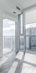 Yonge Street / Park Home Ave Luxury 1Bdrm +Den Modern Kitchen - Photo 3