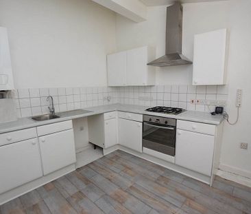 Old Chester Road, Birkenhead - Photo 3