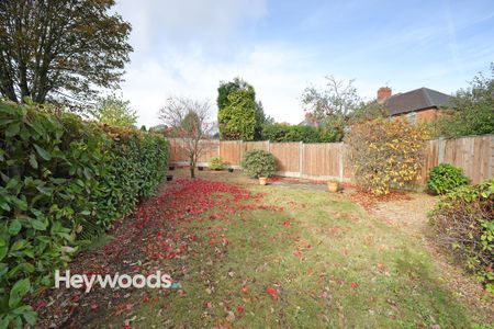 3 bed semi-detached house to rent in Chester Crescent, Newcastle-under-Lyme, Staffordshire - Photo 4
