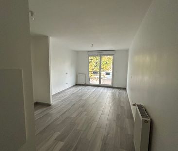 Location Appartement 1 pièce 30m² VILLEMOMBLE 93250 - Photo 1