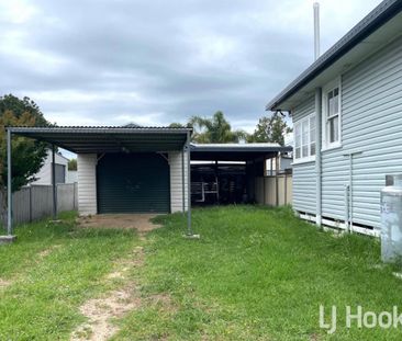 Comfortable Weatherboard Home - Photo 4