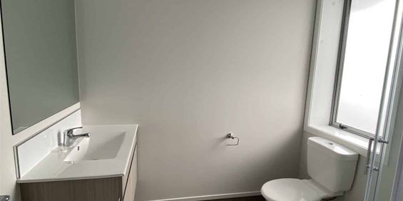 1 Bedroom Apartment - Photo 3