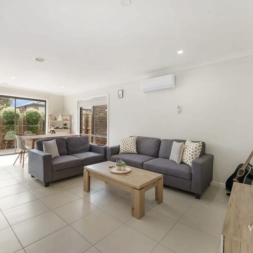 Beautiful Family Home!! - Photo 1