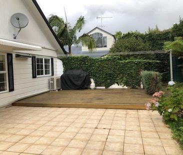 FABULOUS UPSTAIRS UNIT IN MISSION BAY - Photo 2