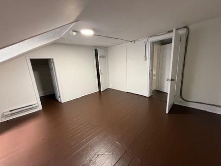 For Lease - 132 Dundas Street Unit# Upper, Toronto, Ontario - Photo 5