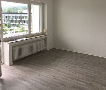 In Sanierung Schöne Erdgeschosswohnung im neuen Gewand erwartet Sie. - Photo 1