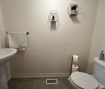 For Lease - 7768 ASCOT Circle Unit# 43, Niagara Falls, Ontario - Photo 3