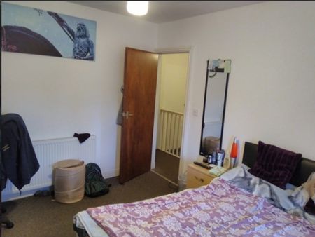 Room in a Shared House, Mayville Avenue, LS6 - Photo 2