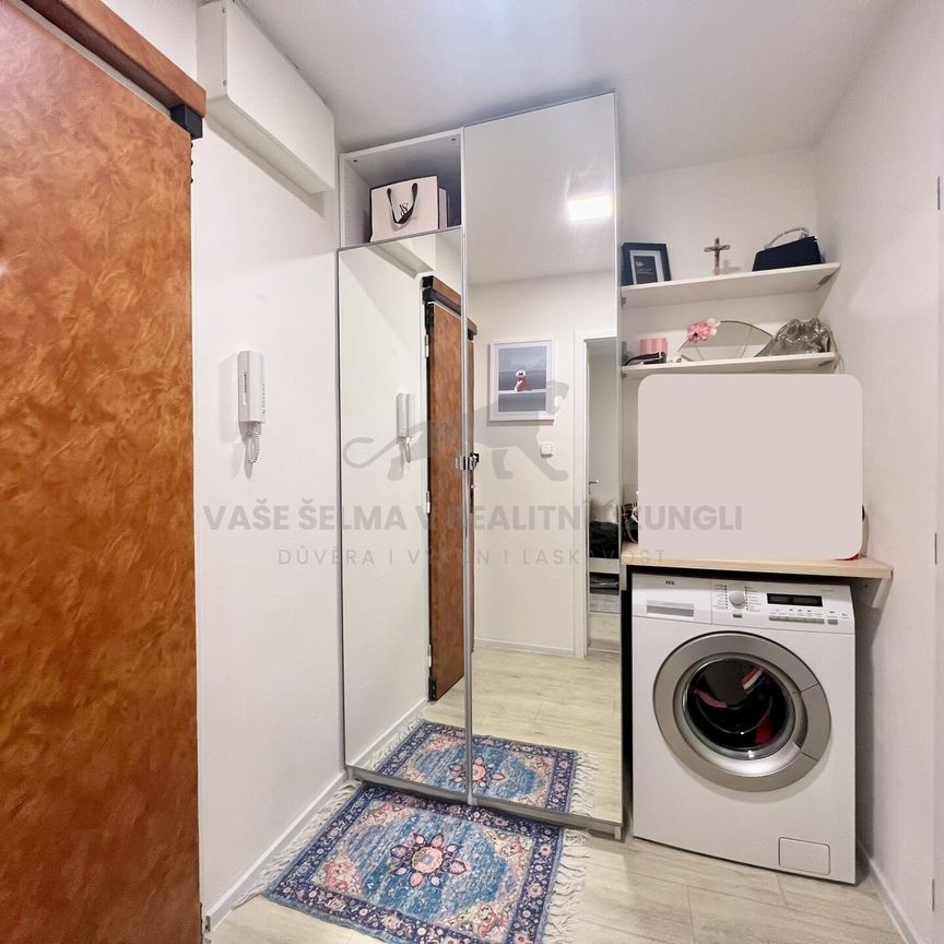 Pronájem bytu 1+kk a garsoniéry 30 m², Kunínova , Praha Chodov - Photo 1