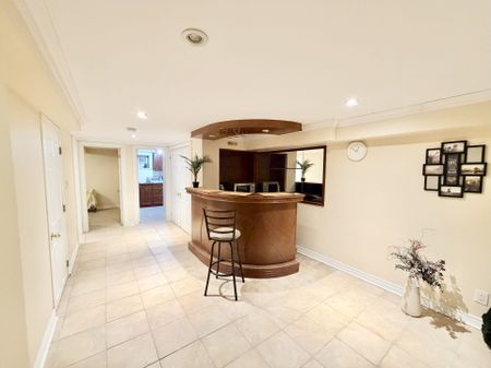 For Lease - 176 Patricia Avenue Unit# Lower, Toronto, Ontario - Photo 3