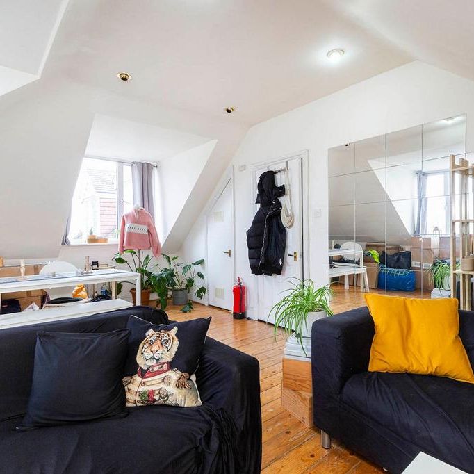 2 bedroom flat to rent - Photo 1