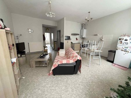 Location Appartement 2 pièces 53m² MARMANDE 47200 - Photo 2