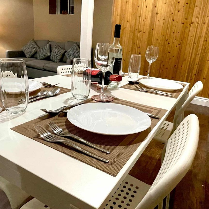 For Lease - 8084 Windsong Drive, Niagara Falls, Ontario - Photo 1