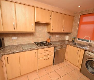 2 bedroom maisonette to rent - Photo 6