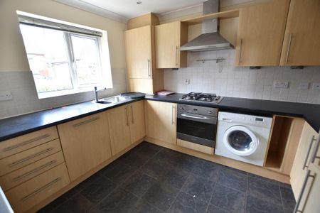 4 bedroom property to rent - Photo 3