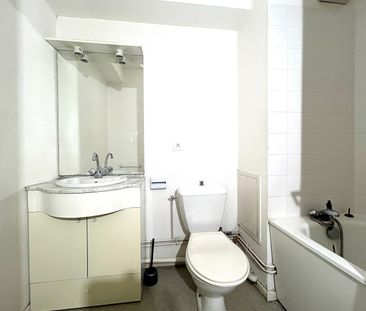 Appartement F1 (18 m²) à louer à SAINT ETIENNE - Photo 2
