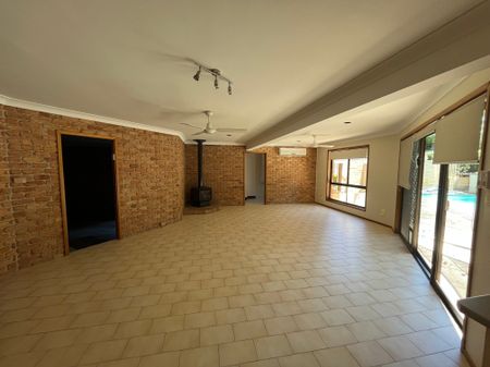 Room for all the family - Photo 2