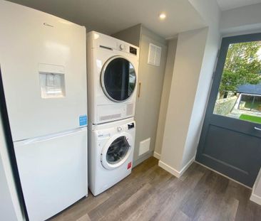 1 bedroom in a flat share to rent - Photo 6