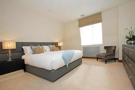 3 bedroom flat to rent - Photo 4