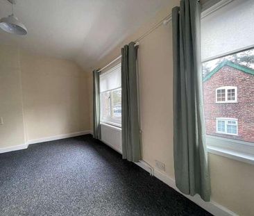 Love Lane, Nantwich, CW5 - Photo 3