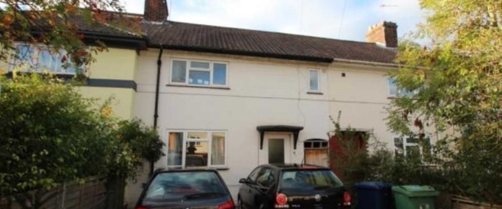 5 bedroom terraced house to rent - Photo 1